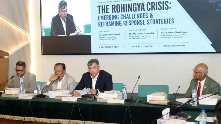 রোহিঙ্গা ইস্যু যেন বৈশ্বিক সংকটের আড়ালে চাপা না পড়ে: স্বরাষ্ট্রমন্ত্রী