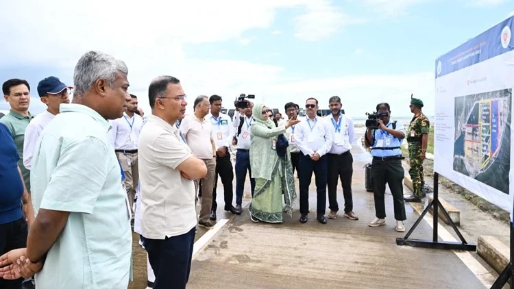 মাতারবাড়ি কয়লাভিত্তিক বিদ্যুৎকেন্দ্র পরিদর্শন প্রধানমন্ত্রীর