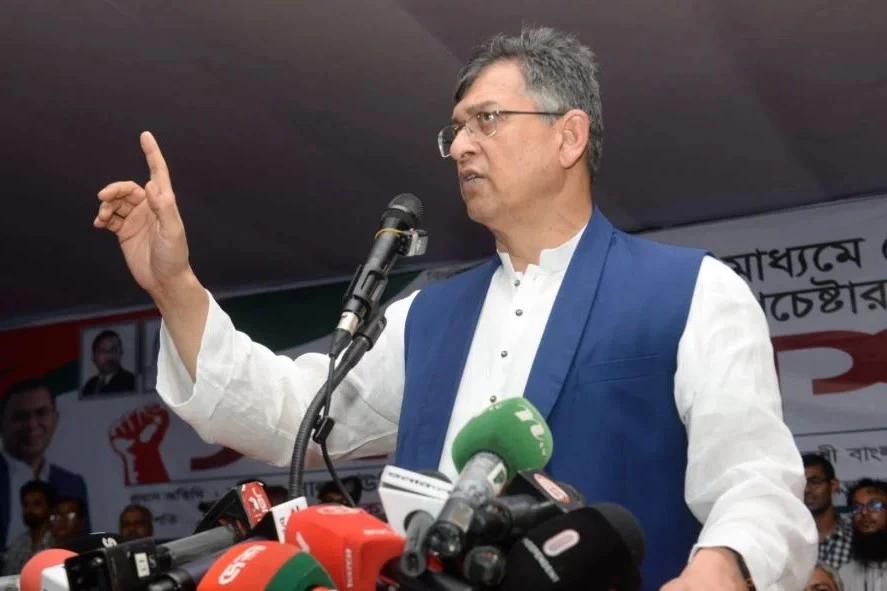 ফ্যাসিবাদের বিরুদ্ধে ঐক্যবদ্ধ থাকুন: স্বরাষ্ট্রমন্ত্রী