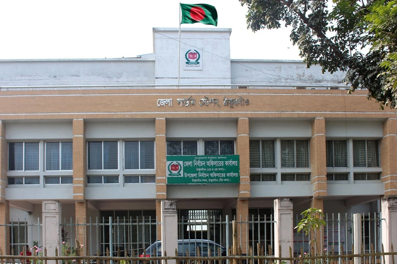 ঠাকুরগাঁও-১ উপনির্বাচন: ৬ প্রার্থীর মনোনয়ন দাখিল