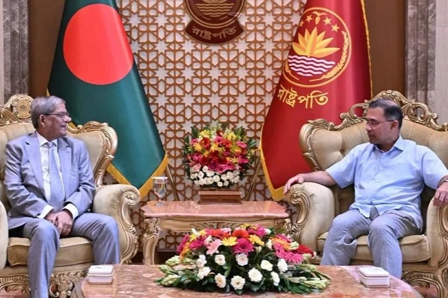 রাষ্ট্রপতির সঙ্গে প্রধানমন্ত্রীর সৌজন্য সাক্ষাৎ