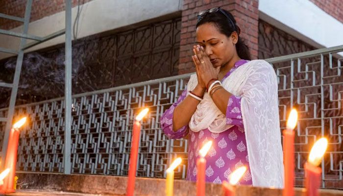 বাংলাদেশে সংখ্যালঘু সম্প্রদায় 'আগের তুলনায় বেশি নিরাপত্তা পাচ্ছে': জরিপ