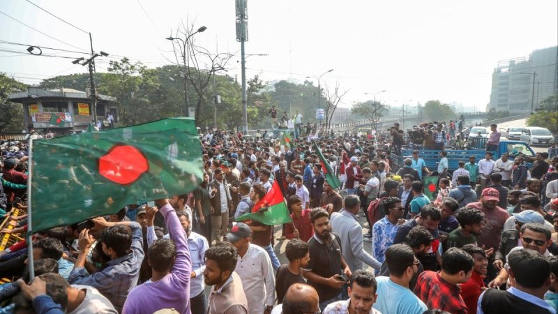 ভারতের হামলার প্রতিবাদে ঢাকায় বাংলাদেশ জাতীয়তাবাদী দলের পদযাত্রা