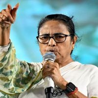 বিজেপি পশ্চিমবঙ্গে এনআরসি চাপানোর চেষ্টা করছে: মমতা