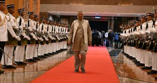 মালয়েশিয়ায় বাংলাদেশের নেতাকে লাল গালিচা সংবর্ধনা