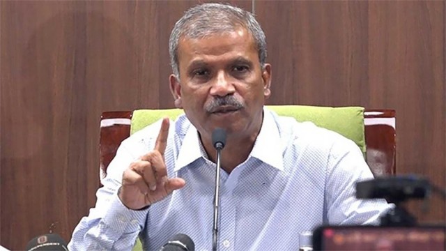 নির্বাচন পেছানোর কোনো সুযোগ নেই: আইন উপদেষ্টা
