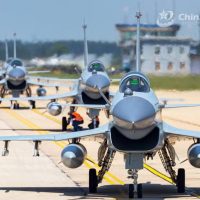 চীন থেকে জে-১০সিই মাল্টিরোল যুদ্ধবিমান কিনছে বাংলাদেশ